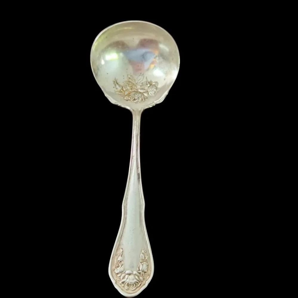 Antique Oneida Gravy Ladle Bridal Rose Silver Plated 6 ¾